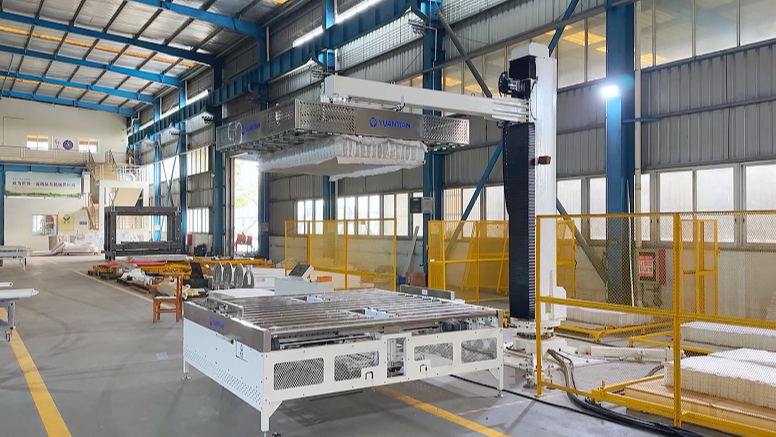 源田 YT-DF-2 床网叠放机｜自动化加持，让床垫生产更轻松